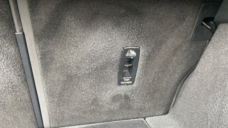 Land Rover Range Rover Velar 2.0 D200 MHEV Dynamic SE 5dr Auto Diesel Estate